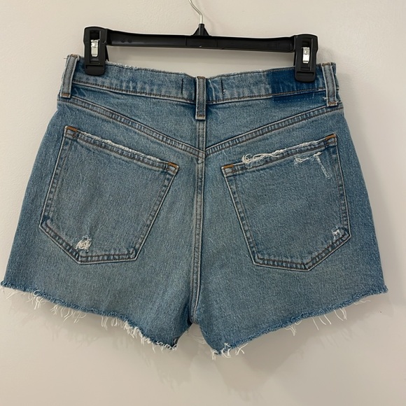 Abercrombie The Mom Short - Picture 2 of 6